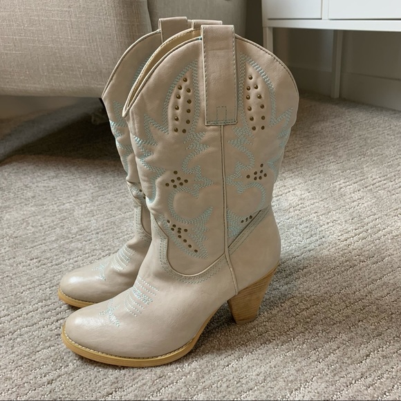 NEW Very Volatile Denver Cowboy Boots Ivory Off White 8.5 - Picture 6 of 16